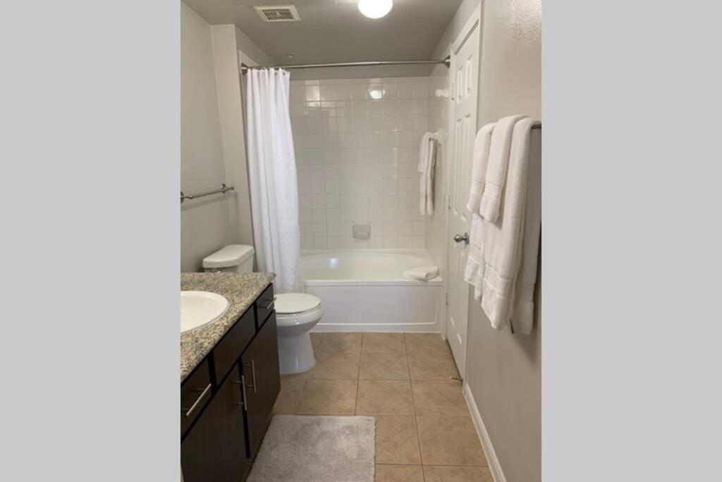 Newly Furnished 1Br Apartment W/ Hermann Park View Houston Exterior foto