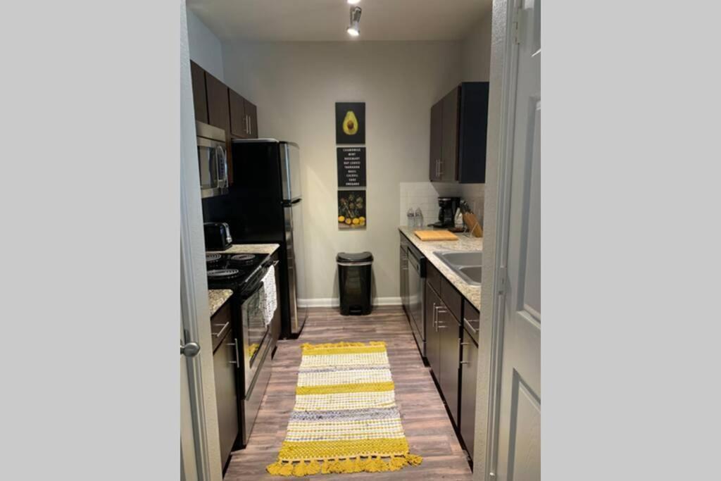Newly Furnished 1Br Apartment W/ Hermann Park View Houston Exterior foto